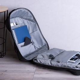 Claps 64212 - Anti-Theft Backpack with Laptop and USB Port