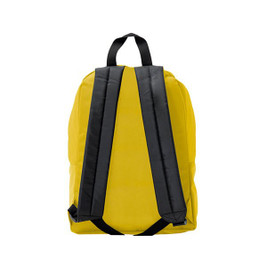 Claps 65082 - Durable Classic Backpack with Contrasting Zippers