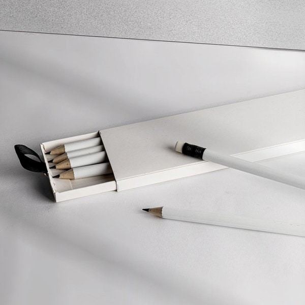 Claps 96195 - Set of 6 White Pencils in a Stylish Box
