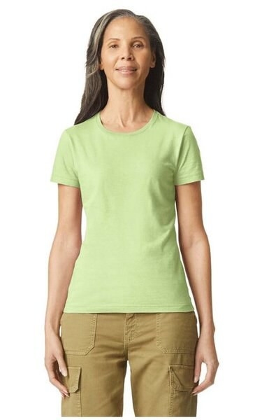 Gildan 64000L - T-shirt ajusté en coton filé à l'anneau