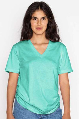 Los Angeles Apparel 24056 - USA-Made Fine Jersey V-Neck T-Shirt