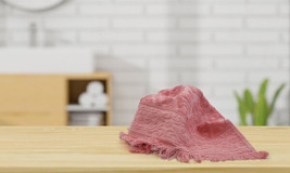 MT Clothes - JACQUARD fringed towel