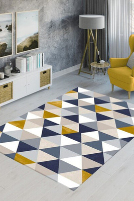 Mani Textile - Triangle area rug