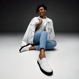 Womens Slip-On Canvas Shoes - Egotier 575
