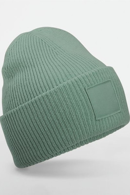 Beechfield B336R - Beanie with wide turn-up and matching patch