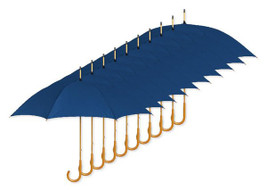 Pachet de 100 GiftRetail KC5132 - Umbrelă rezistentă la vânt cu mâner elegant din lemn CALA