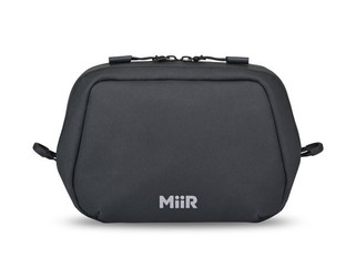 MiiR 101428 - Olympus 2.0 Estuche con cremallera de 3 L de rPET reciclado - AWARE™