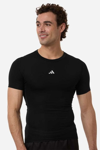 Adidas AT130 - Mens Techfit Compression T-Shirt