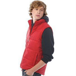 B&C BA650 - Modischer Daunen-Bodywarmer mit Dekorationsoption