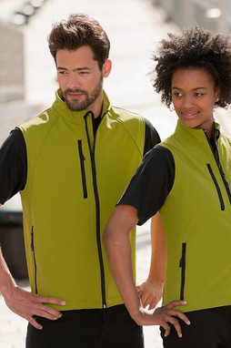 Russell J141M - Water-Resistant Softshell Gilet with Breathable Lining