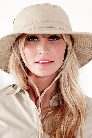 Beechfield BC789 - Versatile Outback Adventure Hat with Chin Strap