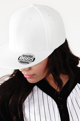 Beechfield BC665 - Trendy Elastic Flat Peak Cap for Urban Style