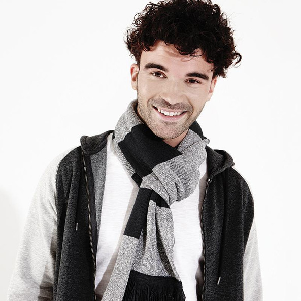 Beechfield BC479 - Classic Luxurious Knit Varsity Scarf with Tassels