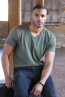Anvil 982 - Lightweight Fashion V-Neck T-Shirt