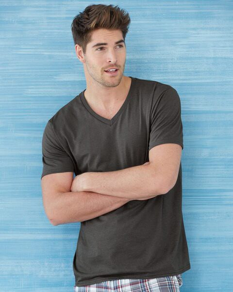 Gildan 64V00 - Gildan Softstyle V-Neck Cotton T-Shirt for Men