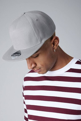 Beechfield BF660 - Stylische Snapback Kappe mit Flachem Visor