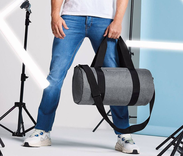 Bag Base BG144 - Versatile 20L Travel Companion Barrel Bag