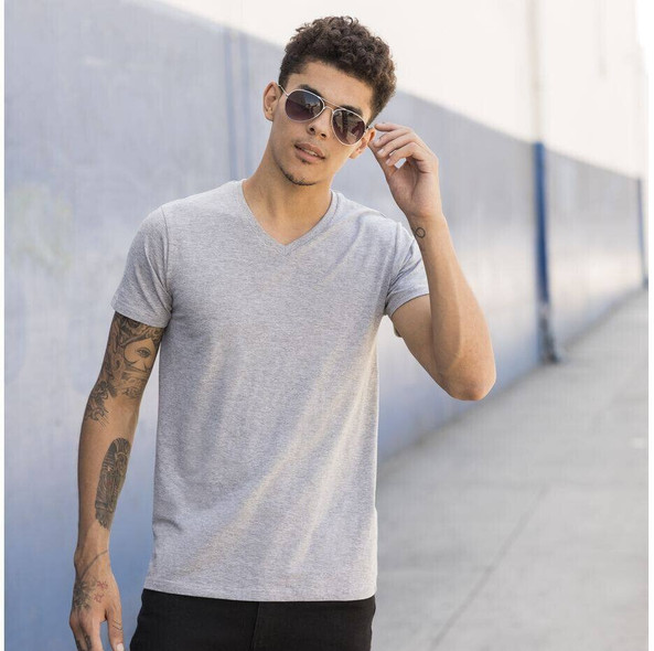 Skinnifit SF122 - Men's stretch cotton v-neck T-shirt