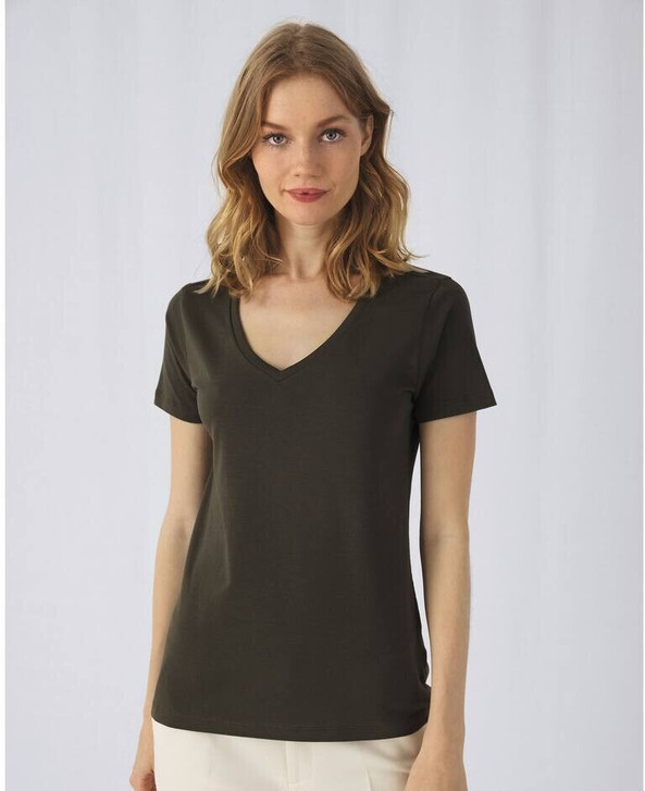 B&C BC045 - Organic Cotton V-Neck Women's Tee - Soft & Affordable
