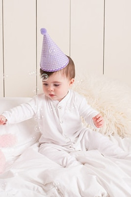 Larkwood LW050 - Baby Sleepsuit