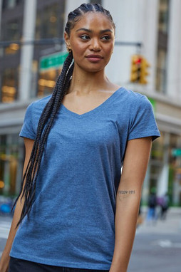 Threadfast 200RV - T-Shirt à col V à manches courtes pour femme Ultimate