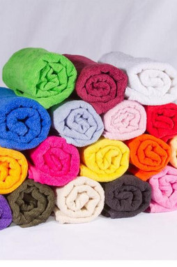 Q-Tees T200 - Hand Towel Hemmed Edges