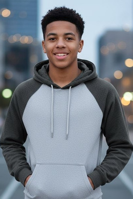 Holloway 229279 - Youth Contrast Raglan Sleeve Hoodie