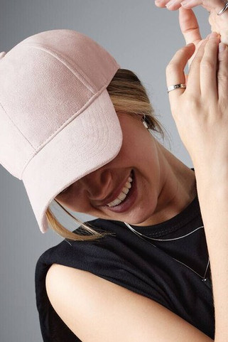 Beechfield BF656 - 6-paneel pet van imitatiesuède