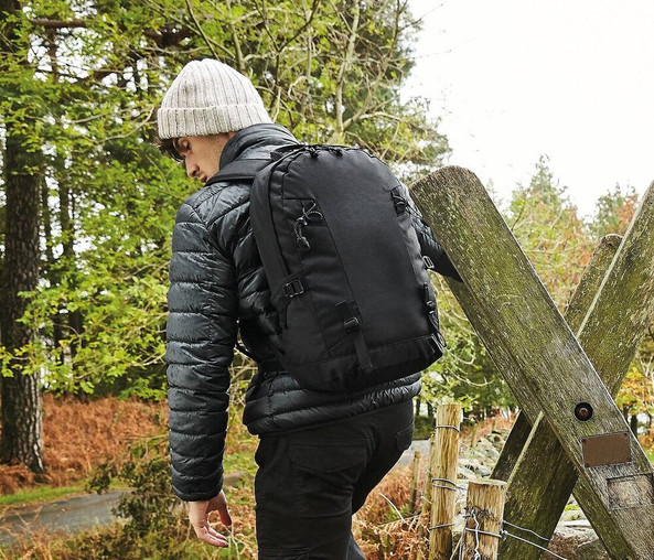 Quadra QD520 - Ultimate Adventure Waterproof Hiking Backpack