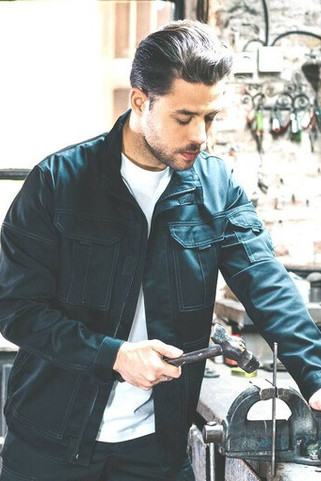 VELILLA V6002S - Multi-pocket stretch jacket