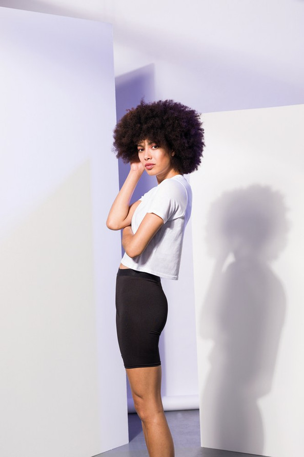 Skinnifit SK237 - Damen Boxy Cropped T-Shirt Weiß