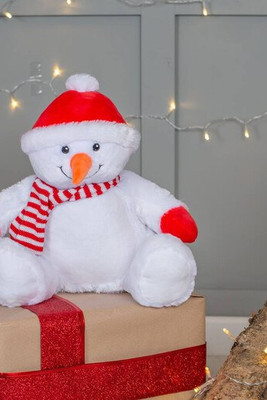 Mumbles MM567 - Cuddly Snowman Plush with Striped Scarf