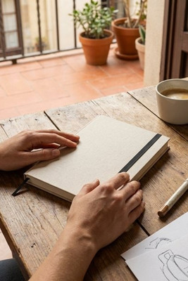 GRASS NOTES Eco-Friendly A5 Grass Paper Notebook with Elastic Strap - GiftRetail MO6542