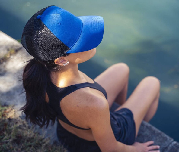 ATLANTIS AT221 - Nachhaltige Recycelte Mesh Snapback Kappe