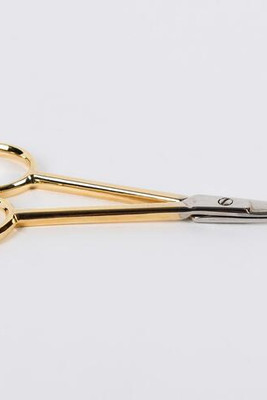 Madeira M9476 - Premium Gold Plated Curved Embroidery Scissors