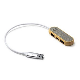 BADOC USB-poort met een prachtig bewerkte behuizing van bamboe en RPET-stof - EgotierPro IA3039
