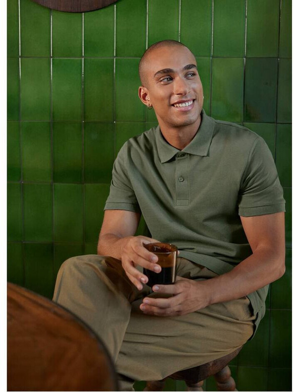 B&C BCU426 - Polo Homme Élégant en Coton Prérétréci