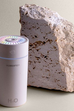 Goya 50668 - 320 ml Leiser Luftbefeuchter mit Licht, USB PULSAR