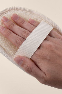 Goya 50680 - Cotton Oval Sponge Scrub with Elastic CRIN