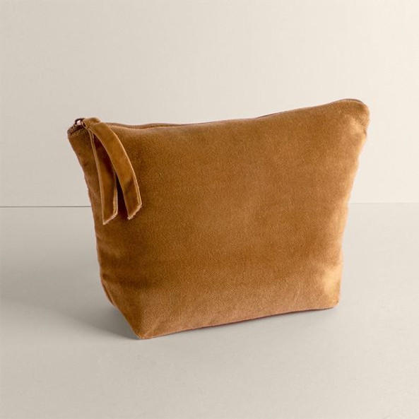 Goya 52540 - Velvety Smooth 325 gr/m² Toilet Bag IMANDRA