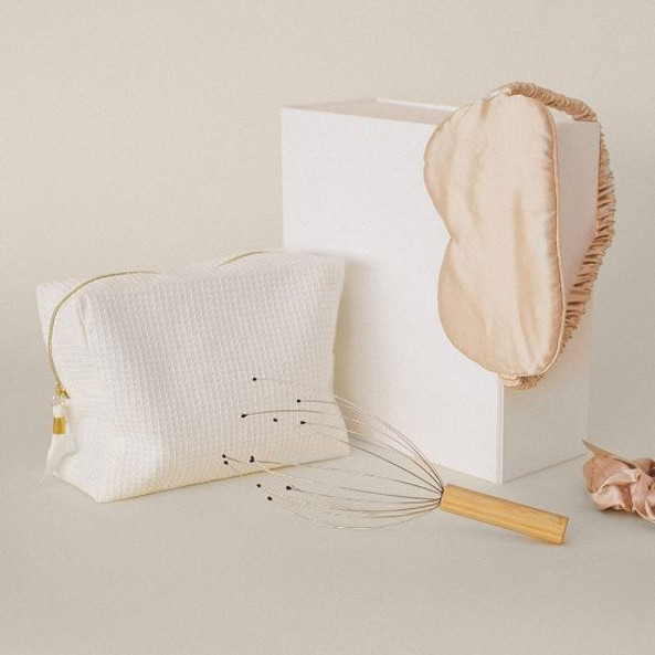 Goya 53598K - Feminine Set: Massager, Bag, Eye Mask, Hair Tie DOPEY