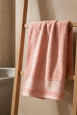 THE ONE TOWELLING OTD70 - Ylellinen Pitkäkestoinen Kylpypyyhe