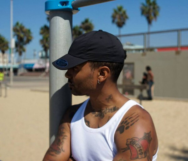 FLEXFIT 7706FF - Casquette Snapback à Visière Courbée FLEXFIT 110