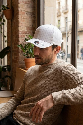 FLEXFIT F6195P - Stilren Randig Baseballkeps för Modeälskare