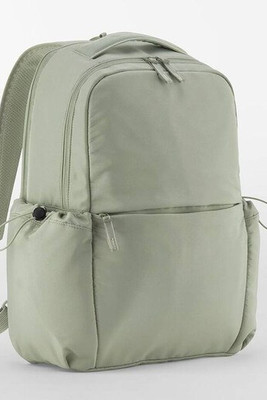 QUADRA QD306S - Eco-Friendly Versatile Laptop Backpack with Luggage Strap