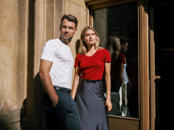 Malfini Premium 700 - Slim Fit Stretch V-Neck Tee with Contrast Tape