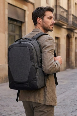 Overland 17" TSA tietokonereppu 18L - EgotierPro 120388