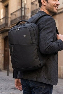 Case Logic 120607 - Propel 15.6" laptop backpack 20L