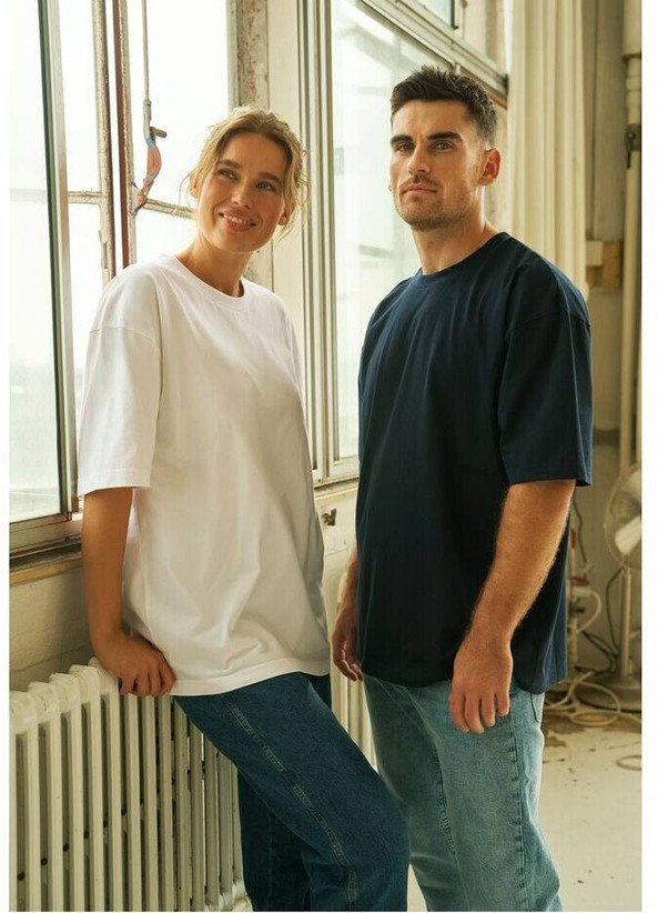 TIGER T60011 - Eco-Friendly Oversized Cotton Tee with Double Stitching