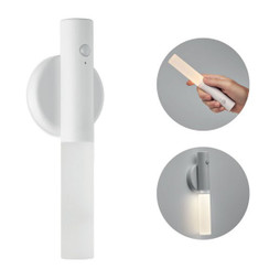 GiftRetail MO2462 - SENLUZ Rechargeable and sensor light